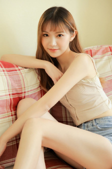 美女教你如何接吻